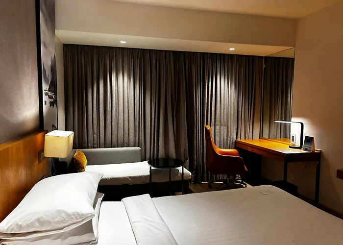 Courtyard By Marriott Nashik